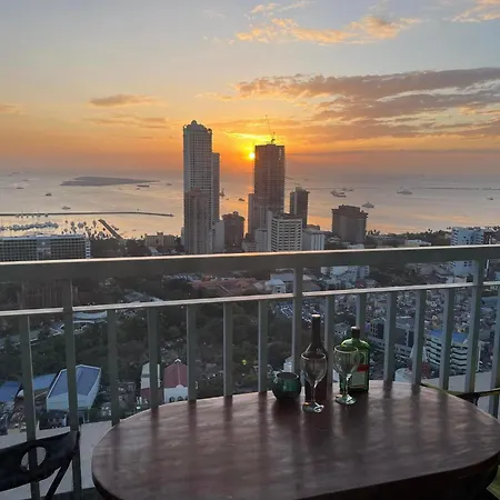 Studio di 16 m² in Appartamento con 1 bagno privato in zona Malate