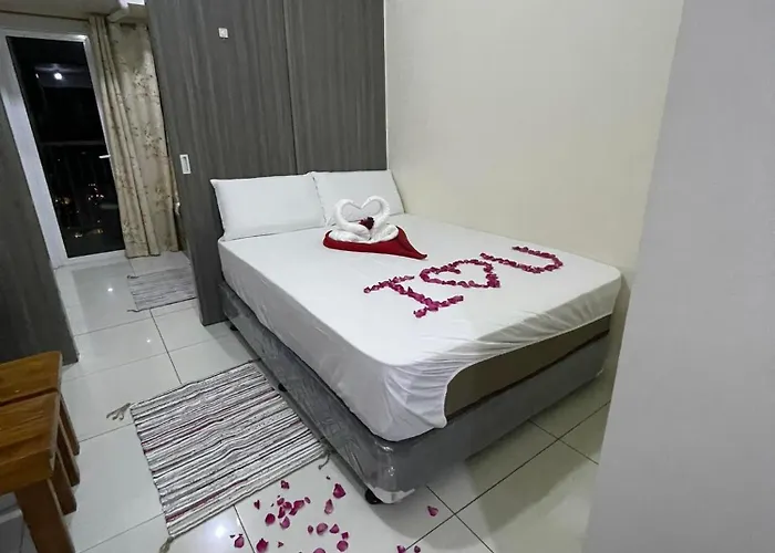 Residences By Pbyy 2* Manila