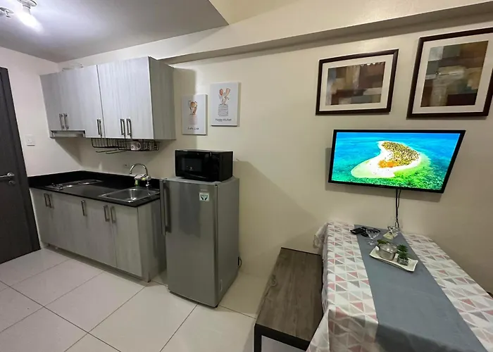 Residences By Pbyy Aparthotel Manila